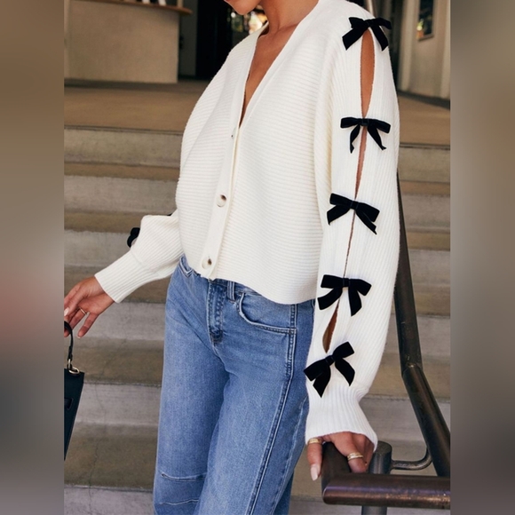 Bow V-Neck Cutout Sleeve Cardigan - Picture 5 of 5